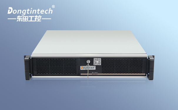 星亿上架式工控机.jpg 星亿上架式工控机.jpg