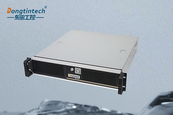 星亿2U上架式工控机.png