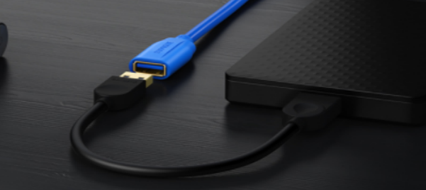 移动硬盘连接UBS接口.png 移动硬盘连接UBS接口.png