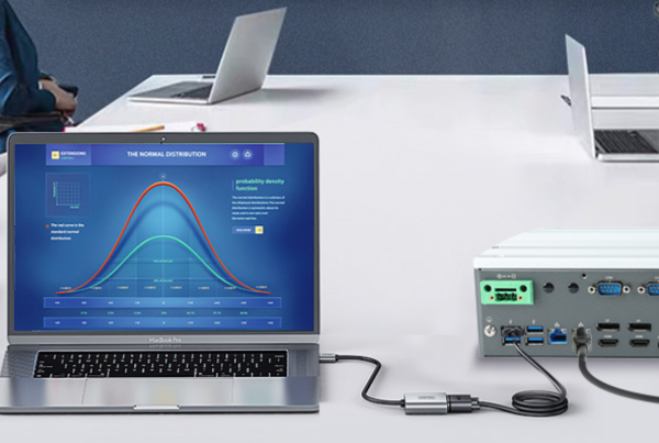 星亿嵌入式工控机端口.png 星亿嵌入式工控机端口.png