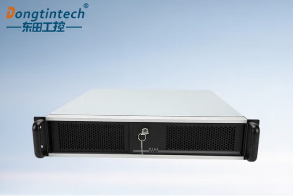 星亿2U高性能工控机.png 星亿2U高性能工控机.png