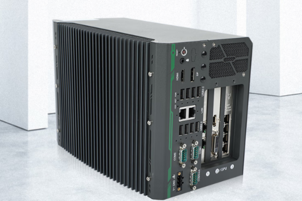 星亿嵌入式工控机.png 星亿嵌入式工控机.png