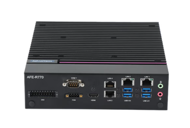 星亿嵌入式机器人工控机.png 星亿嵌入式机器人工控机.png