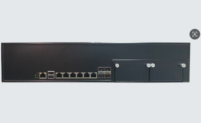 星亿国产化多网口工控机端口.png 星亿国产化多网口工控机端口.png